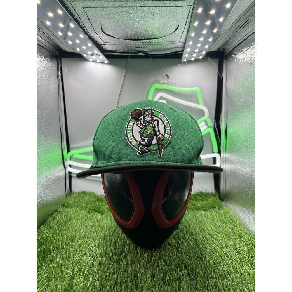 New Era Boston Celtics 9FIFTY Adjustable Snapback Hat - Green OSFM